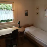 בית נופש Direkt Am Binnensee Mit Eigenem Steg By Interhome Grosswurden