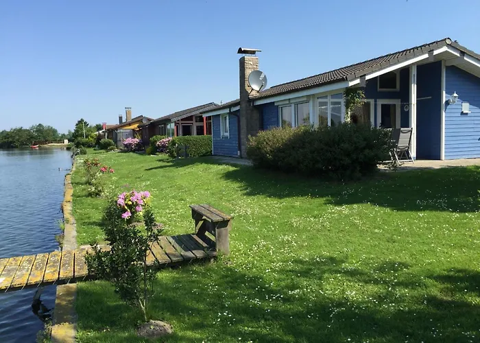 Direkt Am Binnensee Mit Eigenem Steg By Interhome Сasa de vacaciones